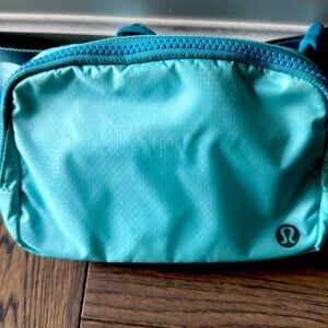 LuLu cross body! fun sunmer bag!